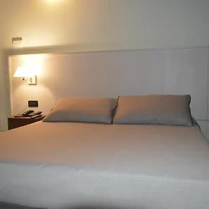 https://hotel-la-valle.it-lombardy.com