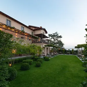 https://relais-san-vigilio-al-castello.it-lombardy.com